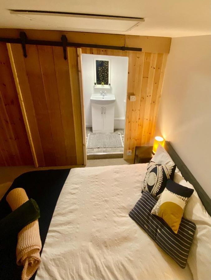 The Dragonfly Bnb, Glastonbury Exterior photo