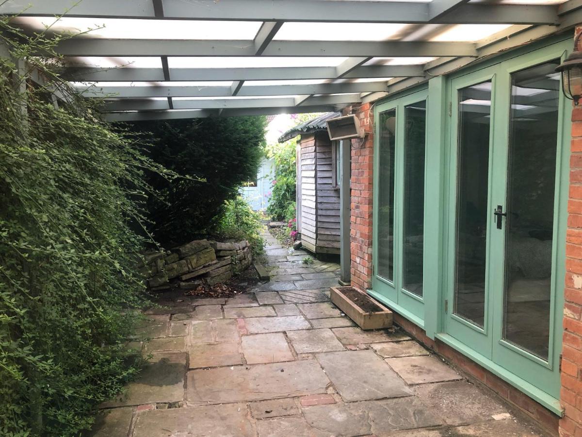The Dragonfly Bnb, Glastonbury Exterior photo