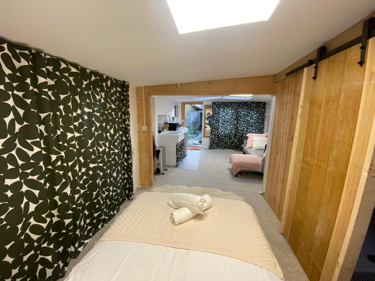The Dragonfly Bnb, Glastonbury Exterior photo