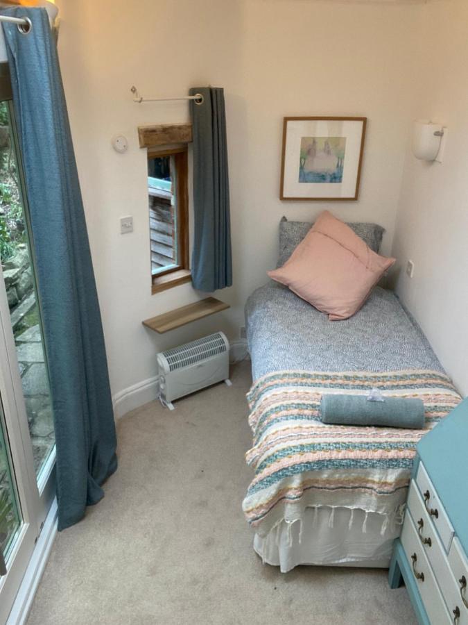 The Dragonfly Bnb, Glastonbury Exterior photo